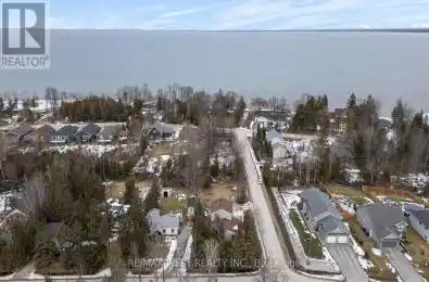 30 Drive Wasaga Beach Ontario L9Z2Y3