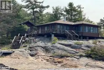 1260 GEORGIAN BAY Island, Pointe au Baril, Ontario P0G1K0, 2 Bedrooms Bedrooms, ,3 BathroomsBathrooms,All Houses,For Sale,GEORGIAN BAY,40422466