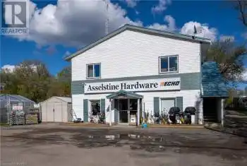 6826 HIGHWAY 38, Verona, Ontario K0H2W0, ,Commercial,For Sale,HIGHWAY 38,40549440