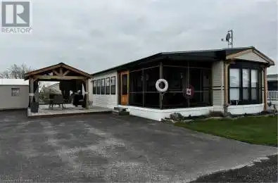 92 CLUBHOUSE Road Unit# 51 Turkey Point Ontario N0E1T0