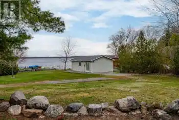 220 Robin's Point Road, Tay (Victoria Harbour), Ontario L0K2A0, ,1 BathroomBathrooms,All Houses,For Sale,Robin's Point,S8272110