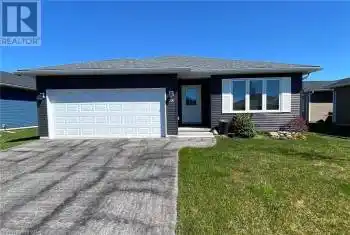 28 HURON HEIGHTS Drive, Ashfield-Colborne-Wawanosh, Ontario N7A0B1, 2 Bedrooms Bedrooms, ,2 BathroomsBathrooms,All Houses,For Sale,HURON HEIGHTS,40564293