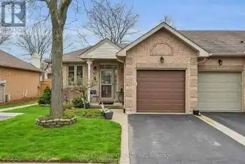 87 Boca Drive, Hamilton (Mount Hope), Ontario L0R1W0, 1 Bedroom Bedrooms, ,2 BathroomsBathrooms,All Houses,For Sale,Boca,X8289646