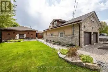 75 Riverside Drive, Kawartha Lakes (Bobcaygeon), Ontario K0M1A0, 3 Bedrooms Bedrooms, ,4 BathroomsBathrooms,All Houses,For Sale,Riverside,X8347010