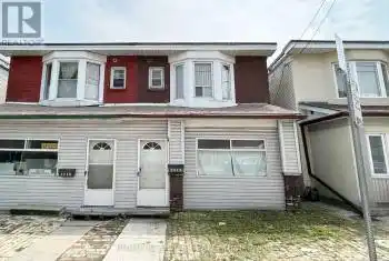 1313 Gerrard Street, Toronto (Greenwood-Coxwell), Ontario M4L1Y8, 2 Bedrooms Bedrooms, ,2 BathroomsBathrooms,All Houses,For Sale,Gerrard,E8354440