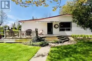 551 ATTAWANDARON Road, Point Clark, Ontario N2Z2X3, 3 Bedrooms Bedrooms, ,1 BathroomBathrooms,All Houses,For Sale,ATTAWANDARON,40590520