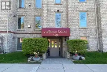 107 MARISA Lane Unit# 302, Cobourg, Ontario K9A5N6, 2 Bedrooms Bedrooms, ,2 BathroomsBathrooms,All Houses,For Sale,MARISA,X8370180