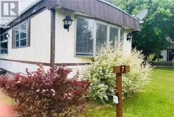 9 TAMARAC Road Unit# 7, Stokes Bay, Ontario N0H2R0, 3 Bedrooms Bedrooms, ,1 BathroomBathrooms,Commercial,For Rent,TAMARAC,40134685