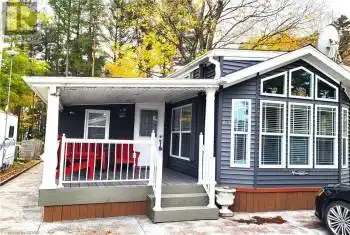 613 OAK Crescent, Fergus, Ontario N1M2W5, 2 Bedrooms Bedrooms, ,1 BathroomBathrooms,Commercial,For Sale,OAK,40575306