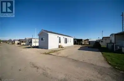 92 CLUBHOUSE Road Unit# 20 Turkey Point Ontario N0E1T0