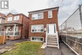 11 Dennis Avenue, Toronto (Mount Dennis), Ontario M6N2T7, 6 Bedrooms Bedrooms, ,3 BathroomsBathrooms,All Houses,For Sale,Dennis,W8195470