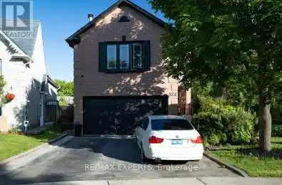 524 Crescent Mississauga Ontario L5B3W9