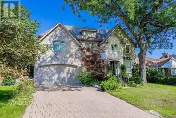 44 Meadowcrest Rd, Toronto, Ontario M8Z 2Y7, 4 Bedrooms Bedrooms, 8 Rooms Rooms,5 BathroomsBathrooms,All Houses,Rented,Meadowcrest,W8397922