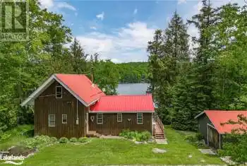 1077 FRIENDSHIP Lane, Algonquin Highlands, Ontario K0M1J2, 3 Bedrooms Bedrooms, ,2 BathroomsBathrooms,All Houses,For Sale,FRIENDSHIP,40598899