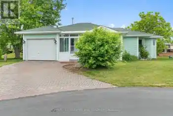 9 Reynolds Place, Prince Edward County (Wellington), Ontario K0K3L0, 2 Bedrooms Bedrooms, ,2 BathroomsBathrooms,All Houses,For Sale,Reynolds,X8433500