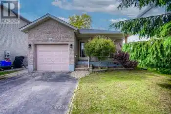 28 Peglar Crescent, Centre Wellington (Fergus), Ontario N1M3T3, 2 Bedrooms Bedrooms, ,2 BathroomsBathrooms,All Houses,For Sale,Peglar,X8433592