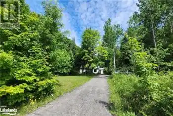 2471 HIGHWAY 60, Huntsville, Ontario P1H2J6, 3 Bedrooms Bedrooms, ,1 BathroomBathrooms,All Houses,For Sale,HIGHWAY 60,40602479