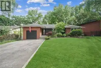 121 GRANT Boulevard, Dundas, Ontario L9H4L9, 4 Bedrooms Bedrooms, ,4 BathroomsBathrooms,All Houses,For Sale,GRANT,40604784