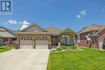 71 Hummingbird Lane, St. Thomas, Ontario N5R6M8, 3 Bedrooms Bedrooms, ,3 BathroomsBathrooms,All Houses,For Sale,Hummingbird,X8375800