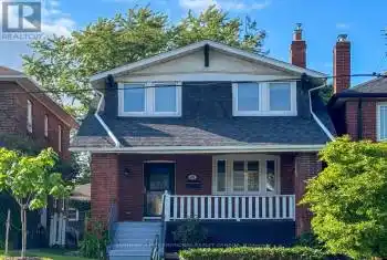 48 Lawrence Ave, Toronto, Ontario M5M 1A4, 3 Bedrooms Bedrooms, 6 Rooms Rooms,1 BathroomBathrooms,All Houses,Rented,Lawrence,C8445256