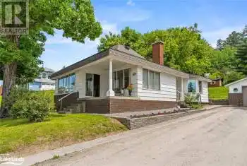 136 HIGHLAND Street, Haliburton, Ontario K0M1S0, 3 Bedrooms Bedrooms, ,2 BathroomsBathrooms,All Houses,For Sale,HIGHLAND,40604184