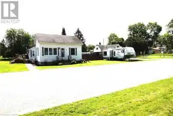 9 WILLIAM Street, Egmondville, Ontario N0K1G0, 2 Bedrooms Bedrooms, ,1 BathroomBathrooms,All Houses,For Sale,WILLIAM,40602346