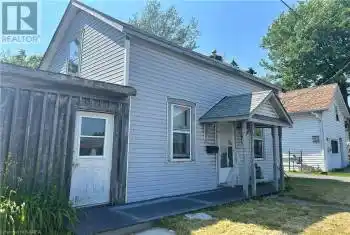 645 COLLINS BAY Road, Kingston, Ontario K7M5G7, 2 Bedrooms Bedrooms, ,1 BathroomBathrooms,All Houses,For Sale,COLLINS BAY,40608761