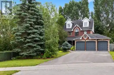 697 Drive Innisfil Ontario L9S2E6