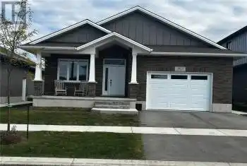 463 WARREN Street, Goderich, Ontario N7A0C7, 2 Bedrooms Bedrooms, ,2 BathroomsBathrooms,All Houses,For Sale,WARREN,40610391