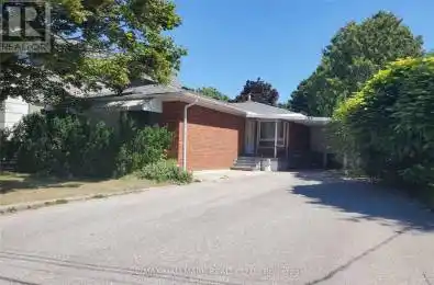 183 Avenue Toronto Ontario M2M3L1