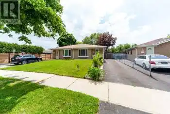 542 Lana Terrace, Mississauga (Mississauga Valleys), Ontario L5A3B3, 3 Bedrooms Bedrooms, ,2 BathroomsBathrooms,All Houses,For Sale,Lana,W8490528