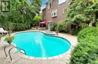 17 Court Richmond Hill Ontario L4C5P8