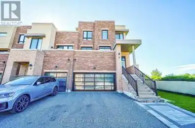 15 Drive Richmond Hill Ontario L4E1C8