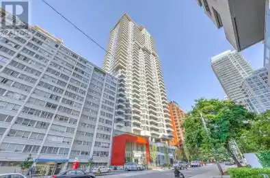 50 Avenue Unit PH13 Toronto Ontario M4S0E4