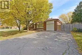 479 Southland Crescent, Oakville (Bronte East), Ontario L6L3N9, 3 Bedrooms Bedrooms, ,2 BathroomsBathrooms,All Houses,For Sale,Southland,W9018177