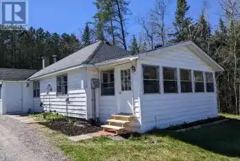 39 Boulter Lake Road, Hastings Highlands, Ontario K0L2K0, 2 Bedrooms Bedrooms, ,1 BathroomBathrooms,All Houses,For Sale,Boulter Lake,X8309858