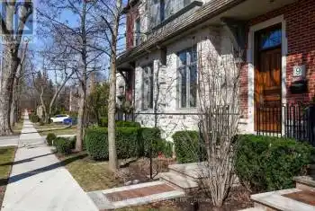 9 Dunvegan Road, Toronto (Casa Loma), Ontario M4V2P5, 3 Bedrooms Bedrooms, ,4 BathroomsBathrooms,All Houses,For Sale,Dunvegan,C8121124