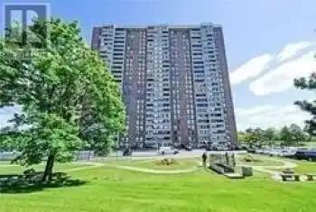 18 Knightsbridge Road Unit# 1611, Brampton (Queen Street Corridor), Ontario L6T3X5, 3 Bedrooms Bedrooms, ,2 BathroomsBathrooms,Condo,For Sale,Knightsbridge,W8205244