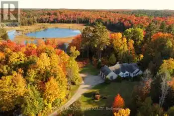 111 Rose Lake Road, Huntsville, Ontario P0B1M0, 5 Bedrooms Bedrooms, ,4 BathroomsBathrooms,All Houses,For Sale,Rose Lake,X8400360