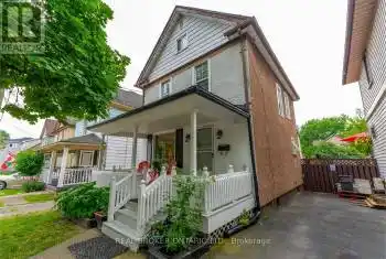 131 Ross St, Welland, Ontario L3B 2M8, 3 Bedrooms Bedrooms, 7 Rooms Rooms,1 BathroomBathrooms,All Houses,Sold,Ross,X9035799