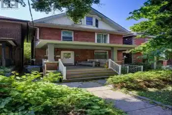 35 Humberside Avenue, Toronto (High Park North), Ontario M6P1J6, 5 Bedrooms Bedrooms, ,4 BathroomsBathrooms,All Houses,For Sale,Humberside,W9037346