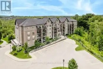 44 Ferndale Dr Unit# 406, Barrie, Ontario L4N 2V1, 2 Bedrooms Bedrooms, 9 Rooms Rooms,2 BathroomsBathrooms,Condo,Sold,Ferndale,S9039117