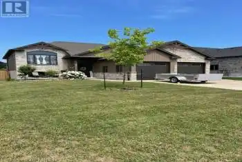 30 LAKEFIELD Drive, Kincardine, Ontario N2Z0C9, 4 Bedrooms Bedrooms, ,2 BathroomsBathrooms,All Houses,For Sale,LAKEFIELD,40620326