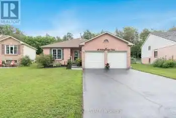 49 Nottawasaga Drive, Essa (Angus), Ontario L0M1B0, 4 Bedrooms Bedrooms, ,3 BathroomsBathrooms,All Houses,For Sale,Nottawasaga,N9042810