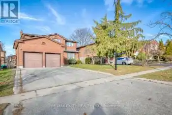 170 Amber Avenue, Oshawa (McLaughlin), Ontario L1J7V5, 5 Bedrooms Bedrooms, ,4 BathroomsBathrooms,All Houses,For Sale,Amber,E9049573