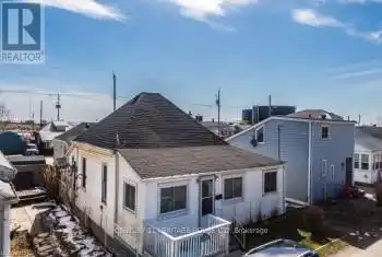 137 BESSIE Street, Central Elgin (Port Stanley), Ontario N5L1E1, 3 Bedrooms Bedrooms, ,2 BathroomsBathrooms,All Houses,For Sale,BESSIE,X8284076