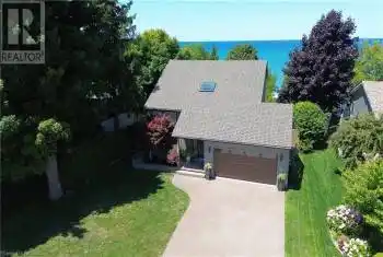 222 PENETANGORE Row, Kincardine, Ontario N2Z2P6, 3 Bedrooms Bedrooms, ,2 BathroomsBathrooms,All Houses,For Sale,PENETANGORE,40623176