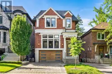 200 Avenue Toronto C04 Ontario M4N2B2