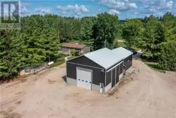 382966 SIDEROAD 18, West Grey, Ontario N0G1R0, 3 Bedrooms Bedrooms, ,2 BathroomsBathrooms,All Houses,For Sale,SIDEROAD 18,40625525