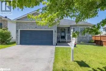 23 STONEMOUNT Crescent, Angus, Ontario L0M1B4, 3 Bedrooms Bedrooms, ,3 BathroomsBathrooms,All Houses,For Sale,STONEMOUNT,40625255